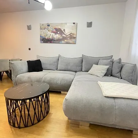 Apartment Naomi Znjan