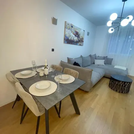 Naomi Znjan Appartement *