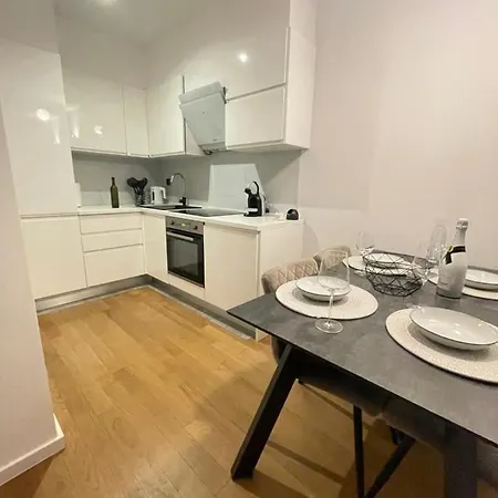 Naomi Znjan Apartment Split