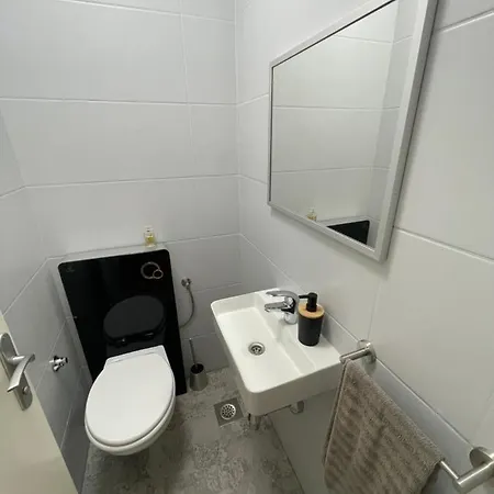 Naomi Znjan Apartment Split