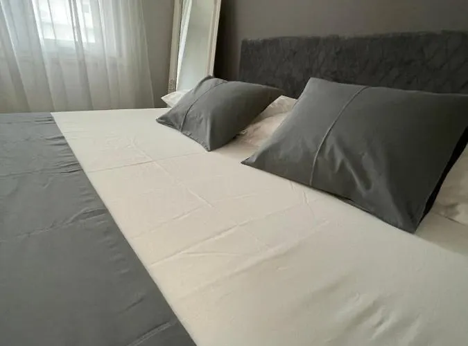 Appartamento Naomi Znjan *